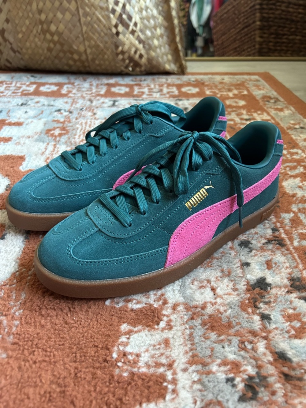 BRAND NEW Puma Women’s Club Era II Sneakers Green and Pink